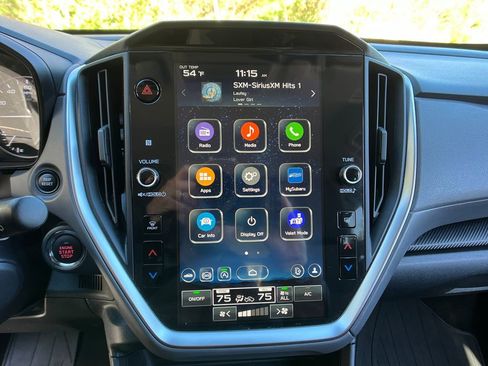 Used 2025 Subaru Crosstrek 2.5i Premium image 17