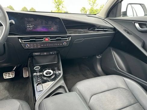 Used 2023 Kia Niro Wave w/ Wave Preserve Package FWD image 14