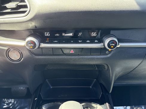Used 2024 MAZDA CX-30 AWD 2.5 S w/ Select Sport Pkg image 16