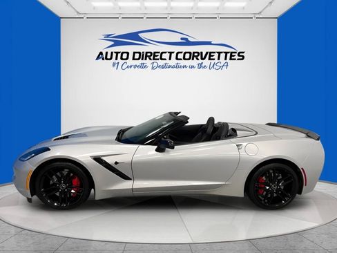 Used 2015 Chevrolet Corvette Stingray Convertible w/ 3LT Preferred Equipment Group RWD image 5