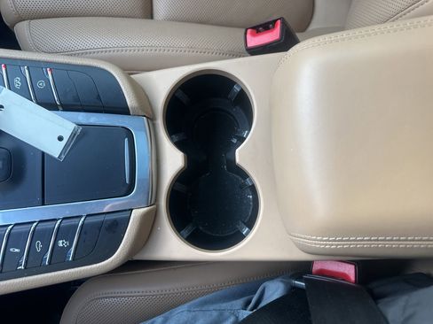 Used 2018 Porsche Macan GTS image 32