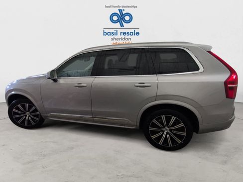 Used 2025 Volvo XC90 B5 Core image 3