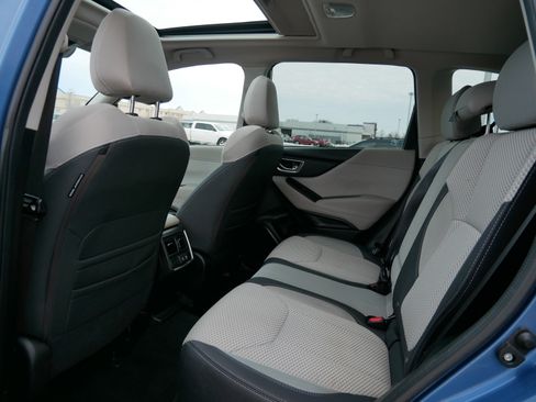 Used 2021 Subaru Forester Premium image 34