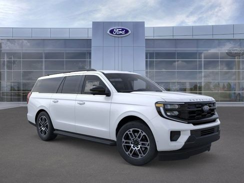 New 2026 Ford Expedition Max Active AWD/4WD image 1