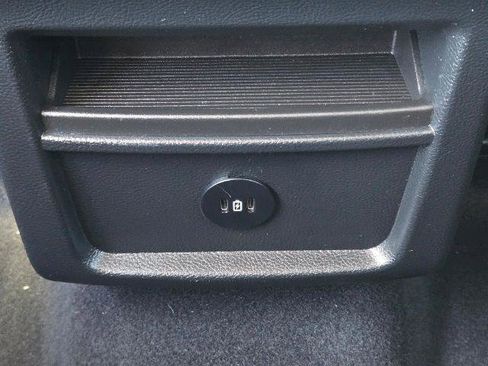 Certified 2024 Ford Edge SE w/ Black Appearance Package AWD/4WD image 19