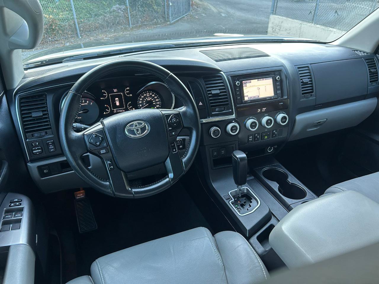 Used 2018 Toyota Sequoia SR5 w/ Premium Package AWD/4WD image 14
