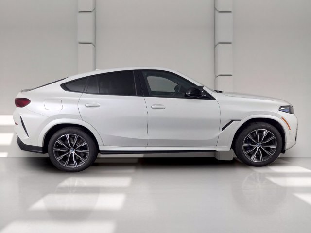 Used 2026 BMW X6 M60i AWD/4WD image 4