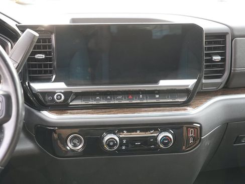 Used 2022 GMC Sierra 1500 SLE AWD/4WD image 23