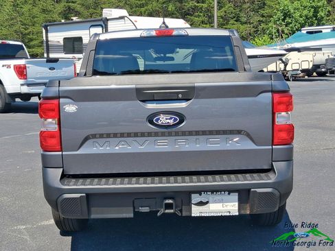 New 2025 Ford Maverick XLT image 4