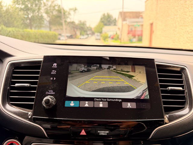Used 2020 Honda Pilot Touring image 35