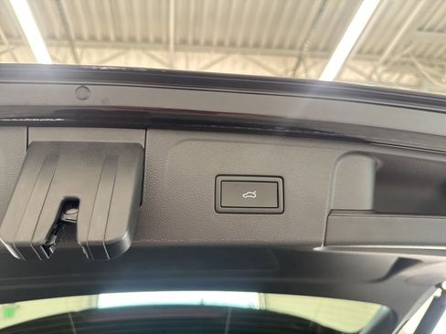 New 2026 Volkswagen Atlas Peak Edition AWD/4WD image 32