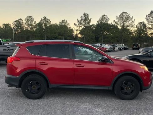 Used 2013 Toyota RAV4 LE image 5