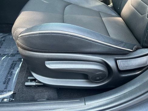 Used 2023 Kia Forte GT-Line w/ GT-Line Premium Package FWD image 17
