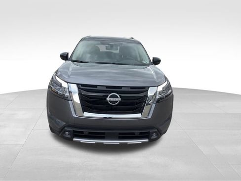 Certified 2022 Nissan Pathfinder SL AWD/4WD image 17