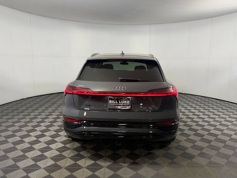 Used 2024 Audi Q8 e-tron Premium Plus w/ Premium Plus Package AWD/4WD image 9