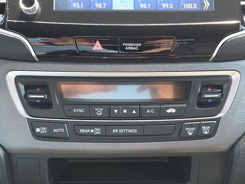 Used 2023 Honda Ridgeline Sport image 19