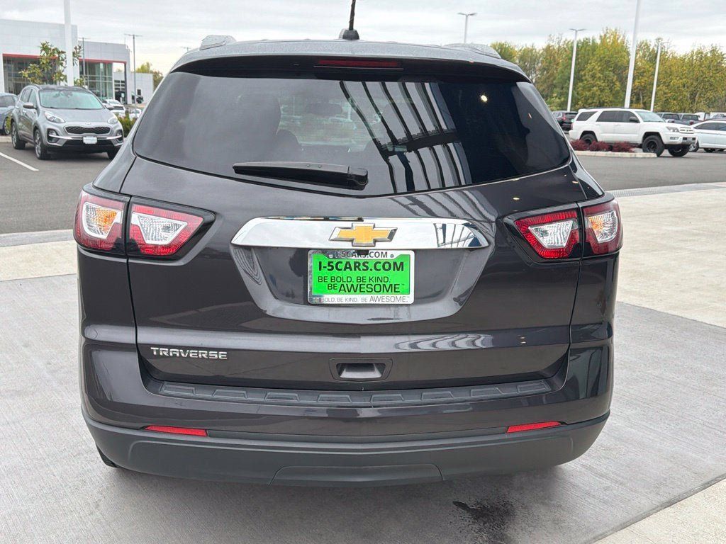 Used 2017 Chevrolet Traverse LS FWD image 7