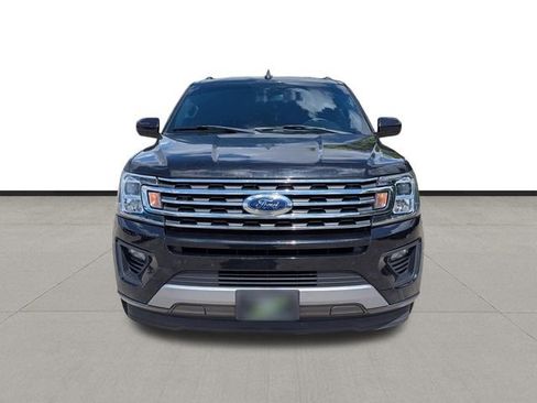 Used 2021 Ford Expedition XLT RWD image 2