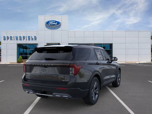 New 2026 Ford Explorer Active image 8