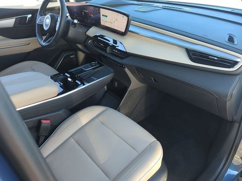 Used 2025 Buick Enclave Preferred image 29