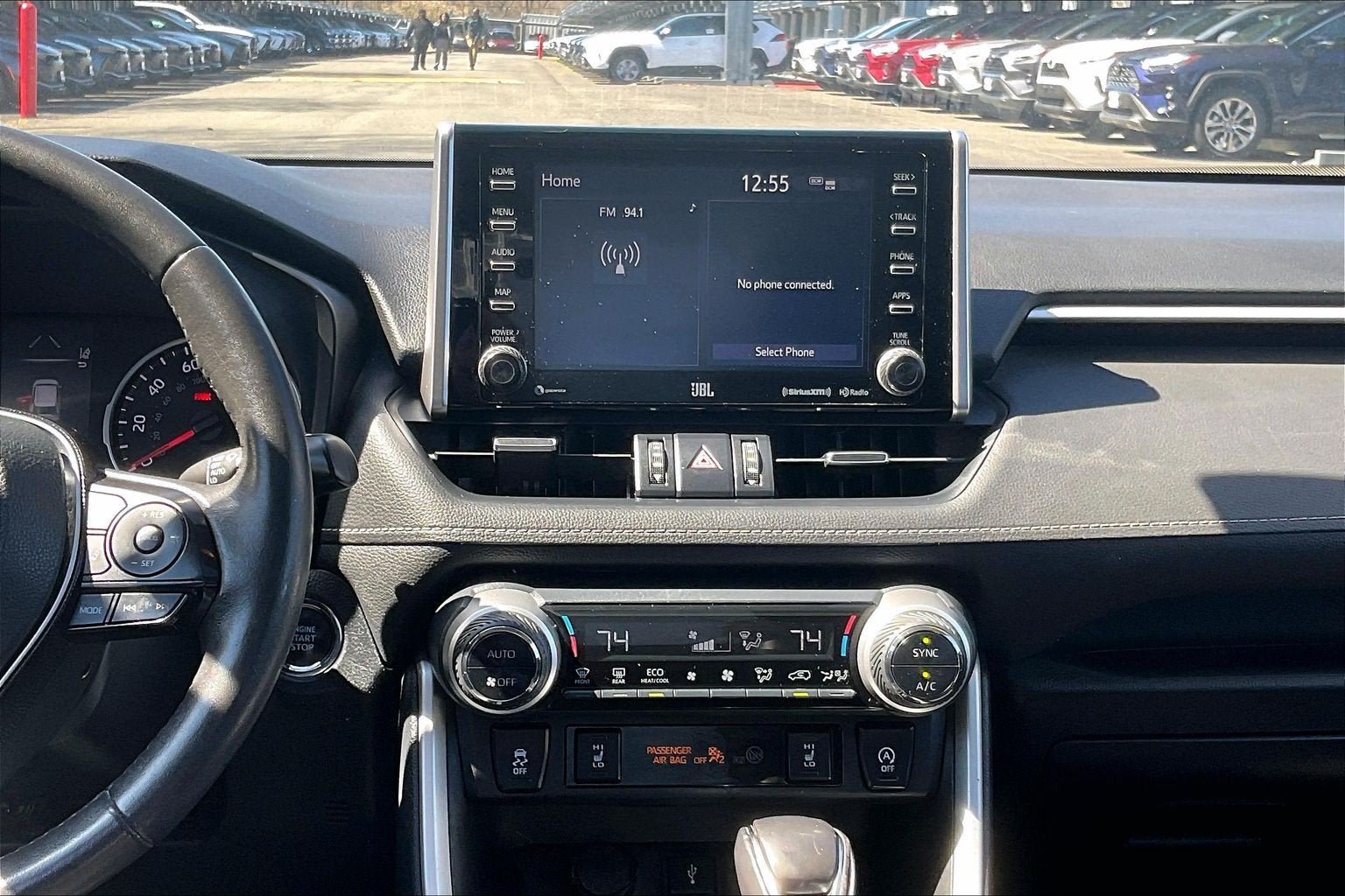 Used 2020 Toyota RAV4 XLE Premium AWD/4WD image 6