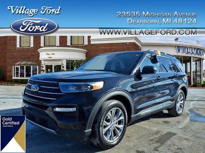 Certified 2023 Ford Explorer XLT w/ Equipment Group 202A