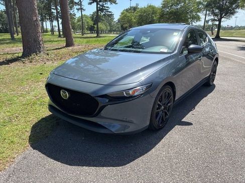 Used 2022 MAZDA MAZDA3 s FWD image 7