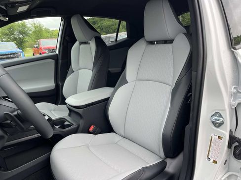 New 2026 Subaru Uncharted AWD image 23