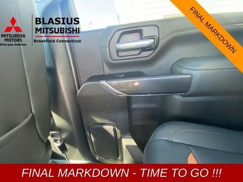 Used 2022 GMC Sierra 3500 AT4 w/ Gooseneck/5TH Wheel Package image 19