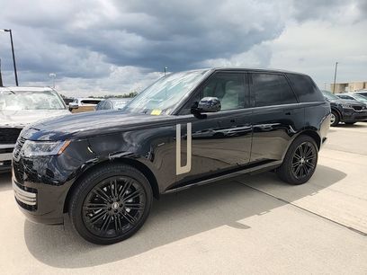 Used 2025 Land Rover Range Rover SE