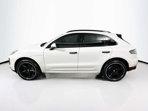 Certified 2021 Porsche Macan S image 2