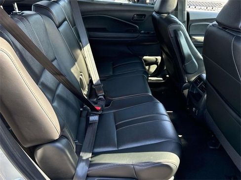 Certified 2023 Honda Passport TrailSport image 9