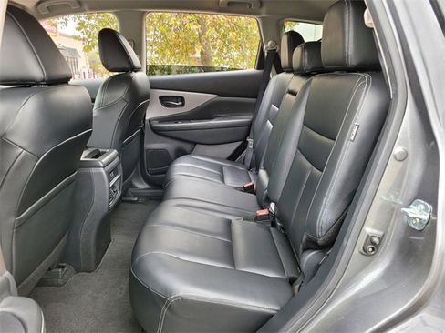Used 2024 Nissan Murano SV image 11
