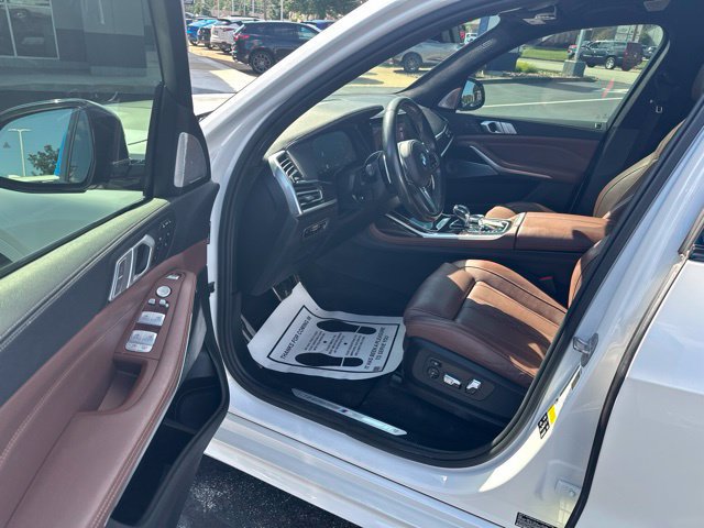 Used 2019 BMW X7 xDrive40i w/ Premium Package AWD/4WD image 15