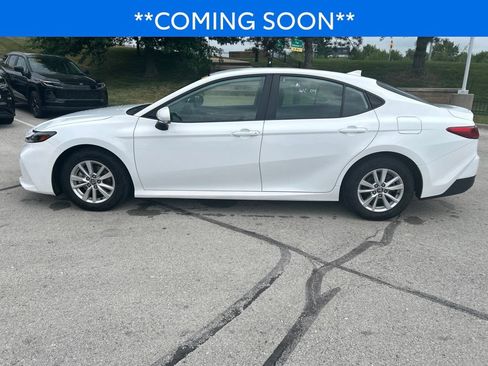 Certified 2025 Toyota Camry LE FWD image 8