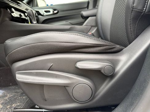 New 2026 Jeep Compass Latitude image 17