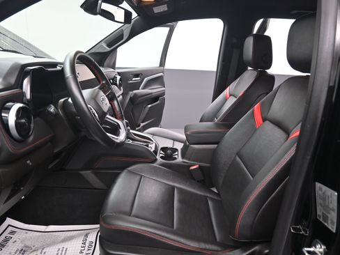 Used 2023 Chevrolet Colorado Z71 w/ Z71 Convenience Package 2 image 19