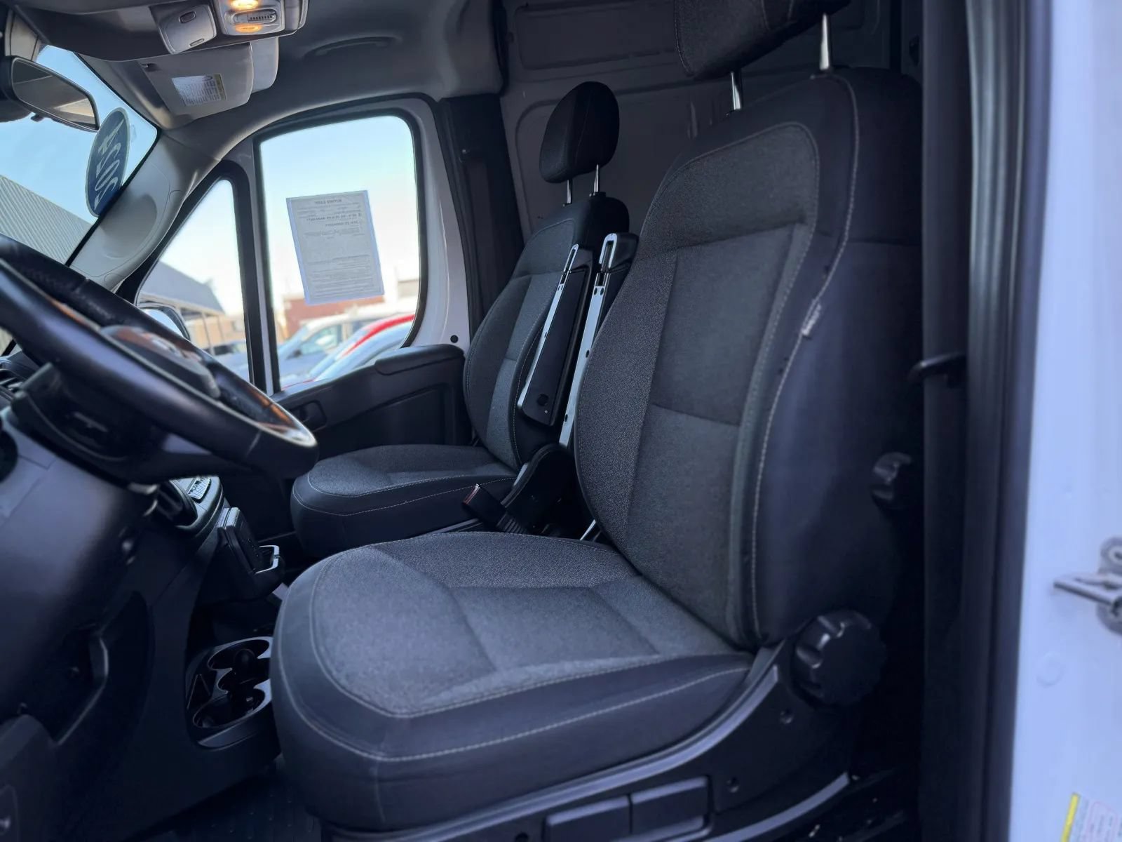 Used 2024 RAM ProMaster 2500 w/ Premium Convenience Group FWD image 14