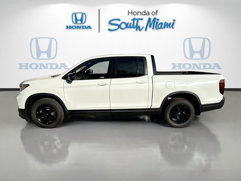 New 2026 Honda Ridgeline Black Edition image 4