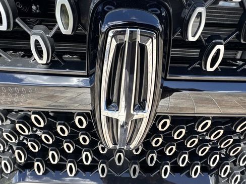 New 2026 Lincoln Navigator L Reserve image 7