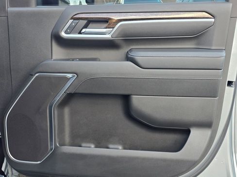 Certified 2025 GMC Sierra 3500 SLE w/ SLE Value Package image 46