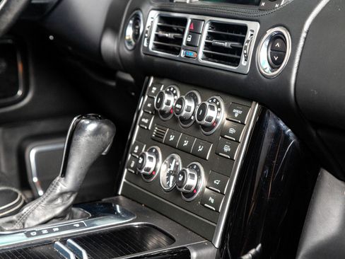 Used 2011 Land Rover Range Rover Autobiography image 27