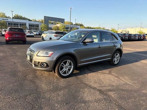 Used 2015 Audi Q5 2.0T Premium Plus w/ Technology Package AWD/4WD image 4