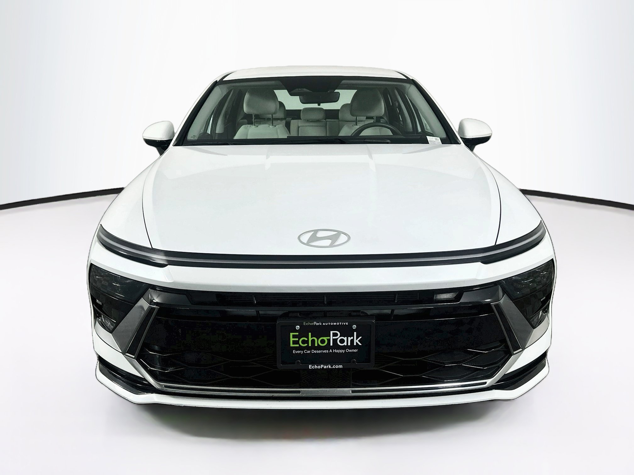Used 2025 Hyundai Sonata SEL FWD image 2