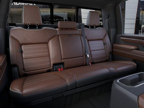 New 2026 GMC Sierra 2500 Denali Ultimate w/ LPO, Black Badging Package AWD/4WD image 17