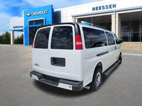 Used 2025 Chevrolet Express 3500 LT w/ LT Preferred Equipment Group RWD image 7