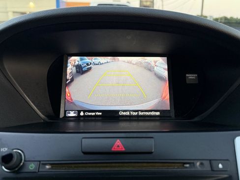 Used 2017 Acura TLX FWD image 16