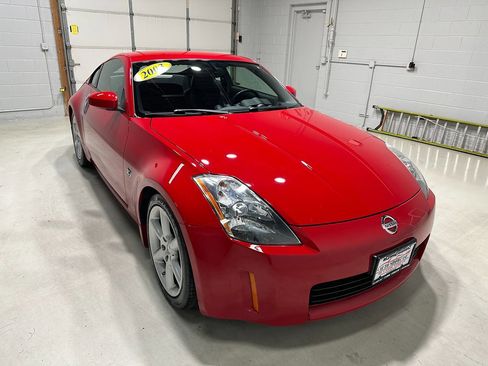 Used 2003 Nissan 350Z Touring image 3