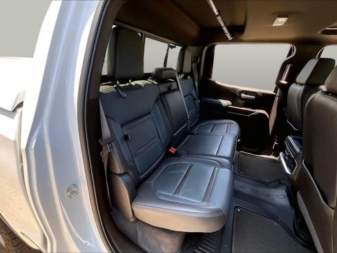 Used 2021 GMC Sierra 1500 Denali w/ Denali Ultimate Package AWD/4WD image 19
