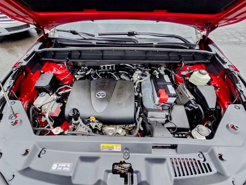 Used 2022 Toyota Highlander XLE image 40